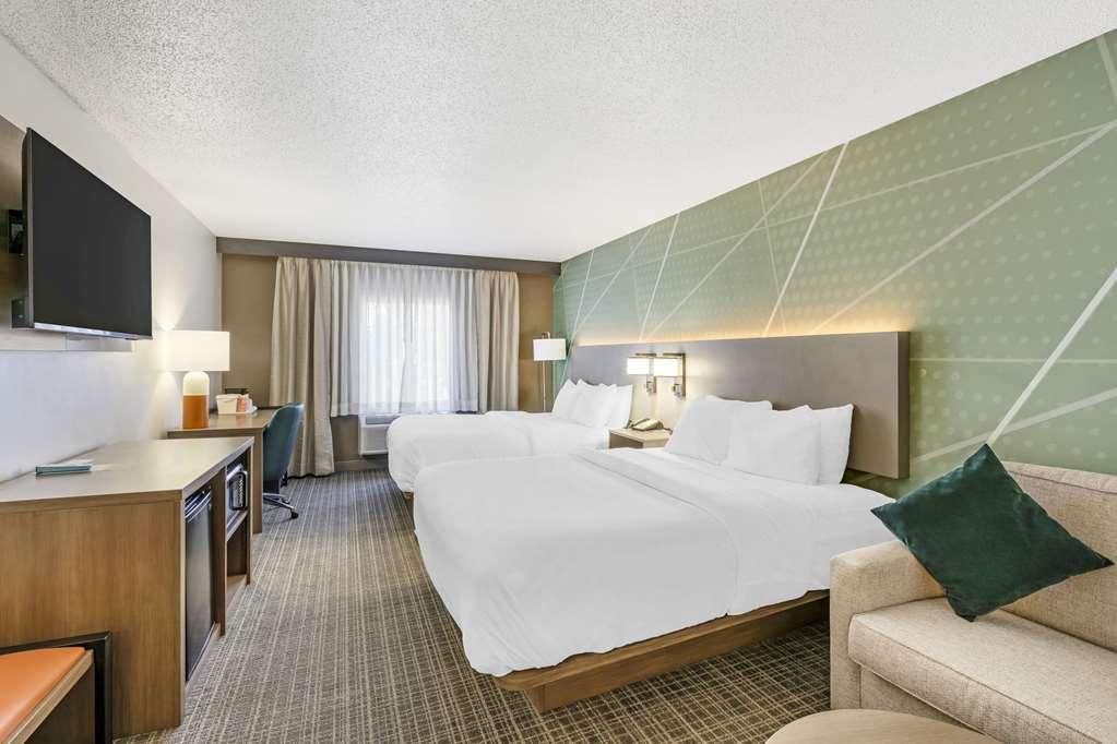 Comfort Inn & Suites Louisville Airport Fair & Expo Номер фото