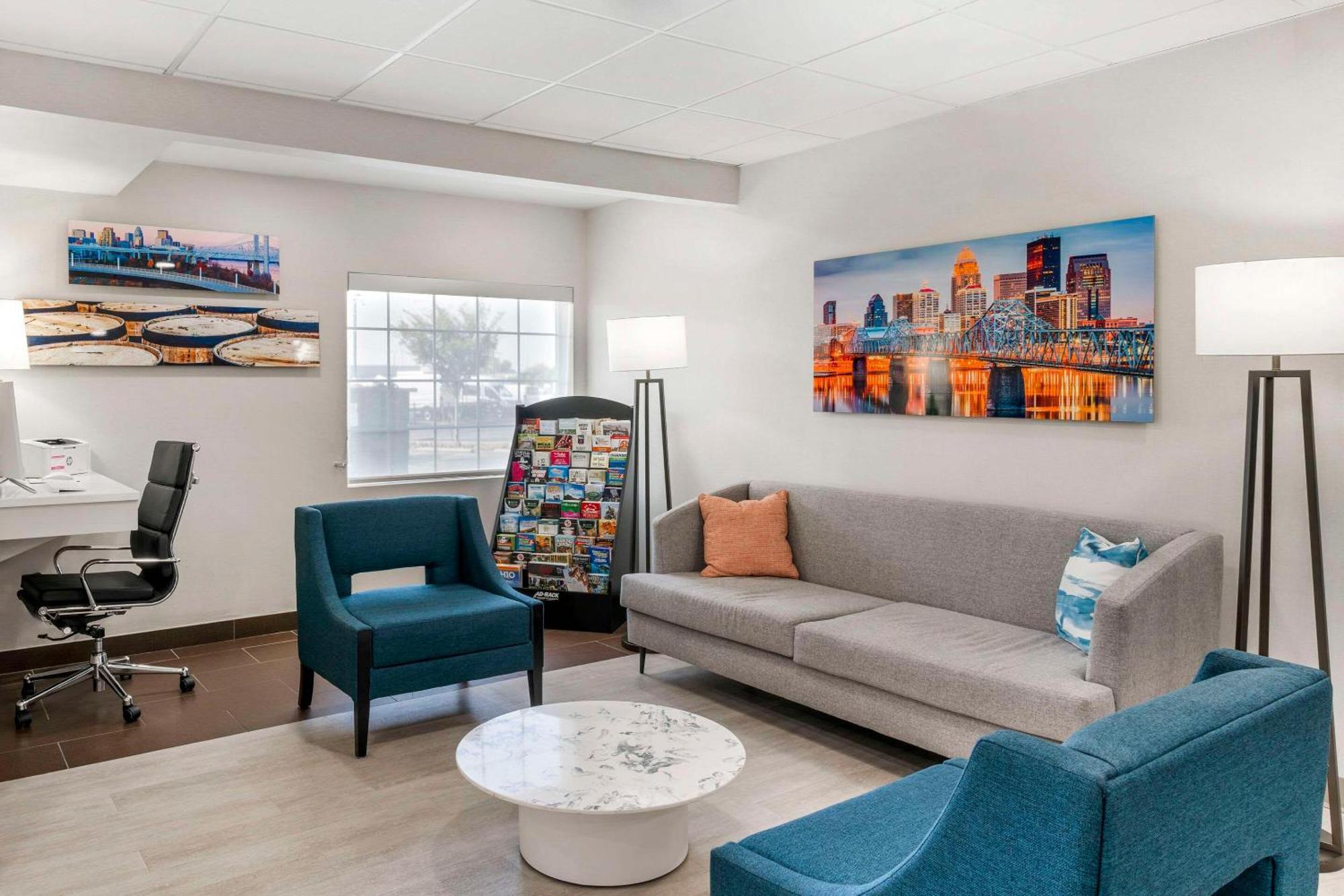 Comfort Inn & Suites Louisville Airport Fair & Expo Экстерьер фото